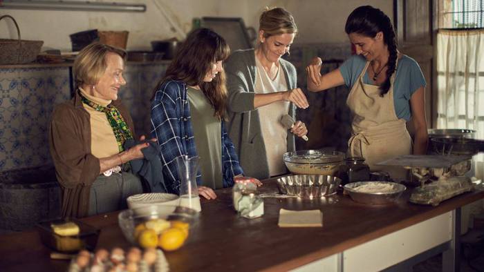 Pan de limón con semillas de amapolas gaurkotasunezko filmaren emanaldia