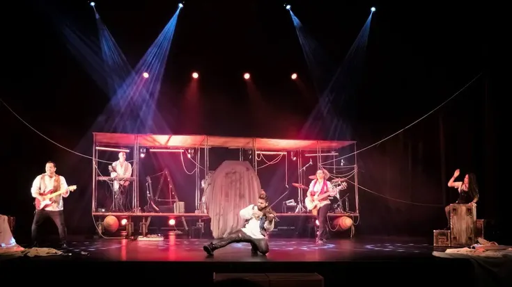 Ikaroren musikaren bidezko hegaldia, Altsasun