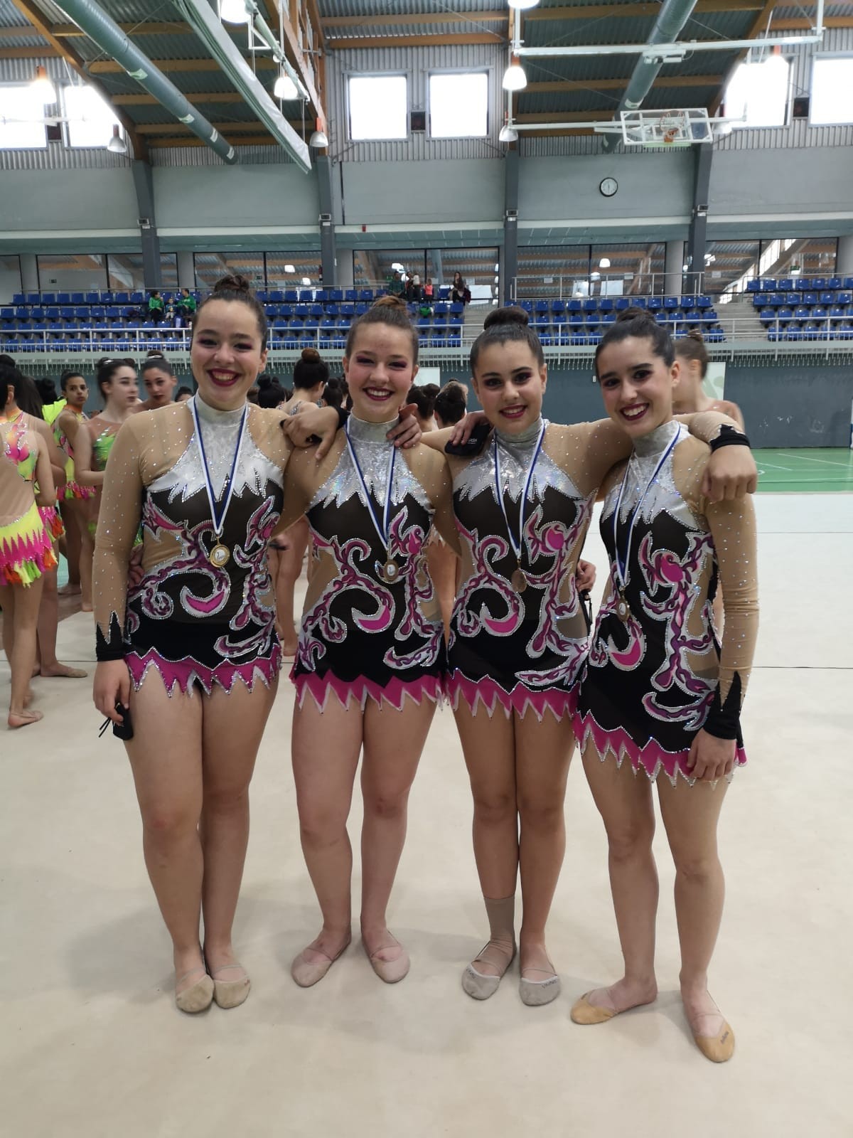 Iskizako gimnastek denboraldiari ginda jarriko diote