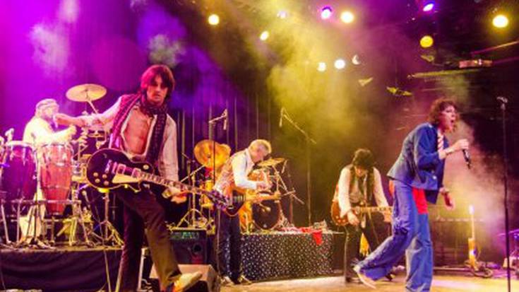 Rolling Stones tributo talde hoberenetarikoa bihar Altsasun: Smoking Stones