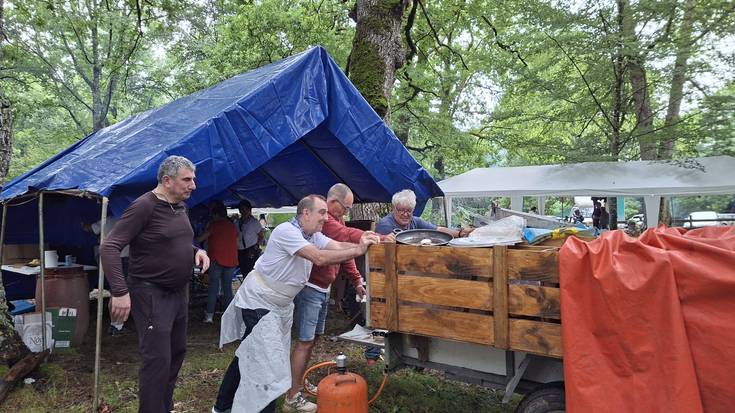 Festa San Pedroko zelaian