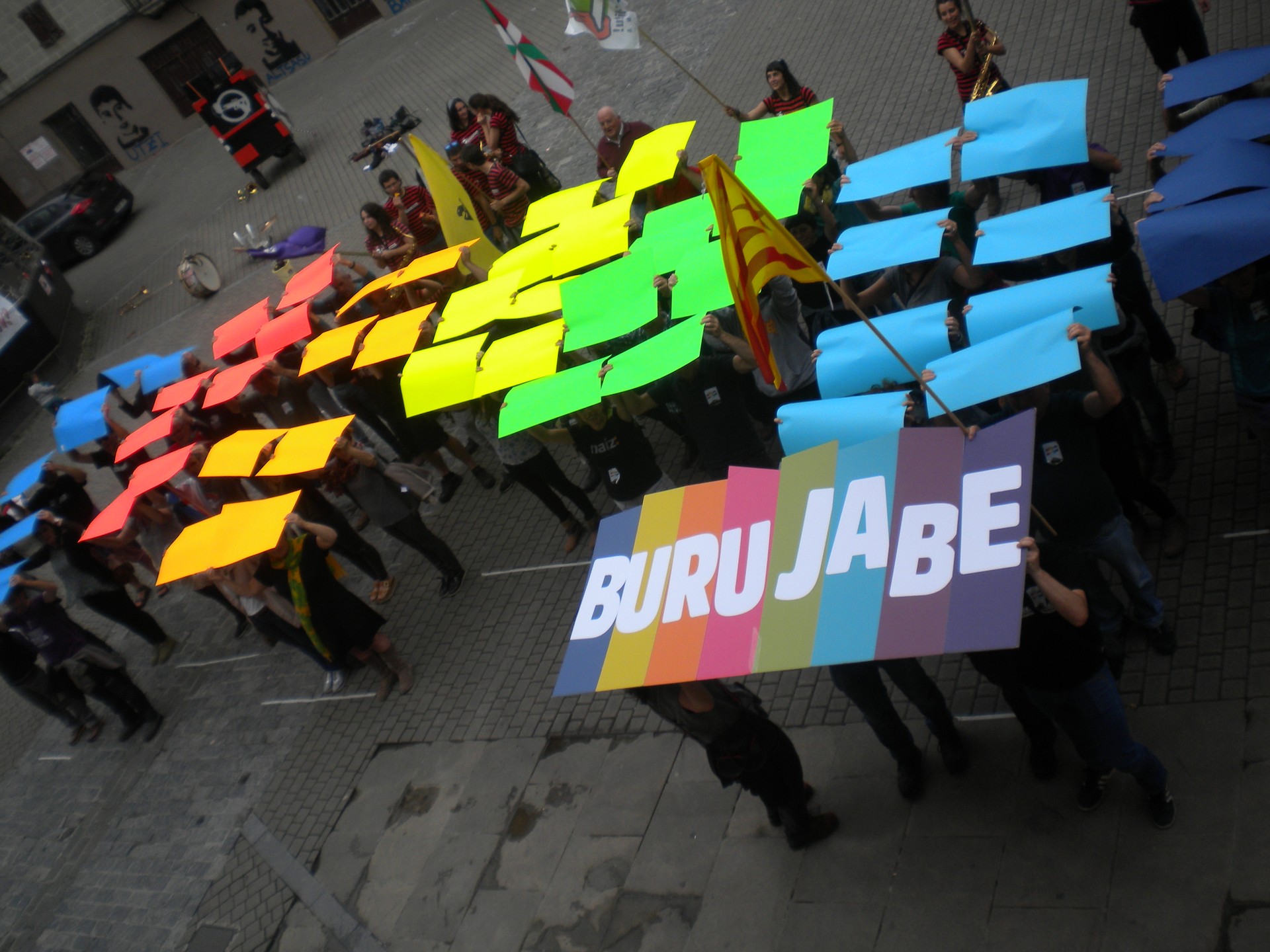 Burujabetzaren aldarria