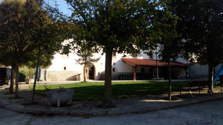 Ostatua Barrukien Bidean parte hartzen ari da