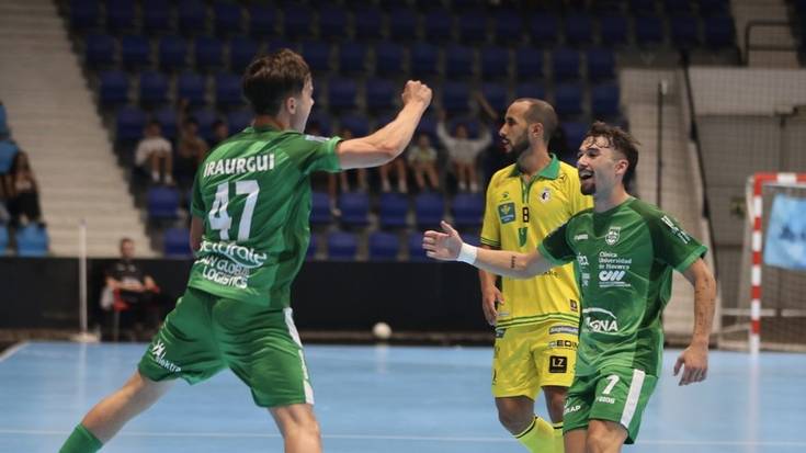 Sakandarren Xota: Iraurgiren gola eta Larrea eta Fernandezen debuta