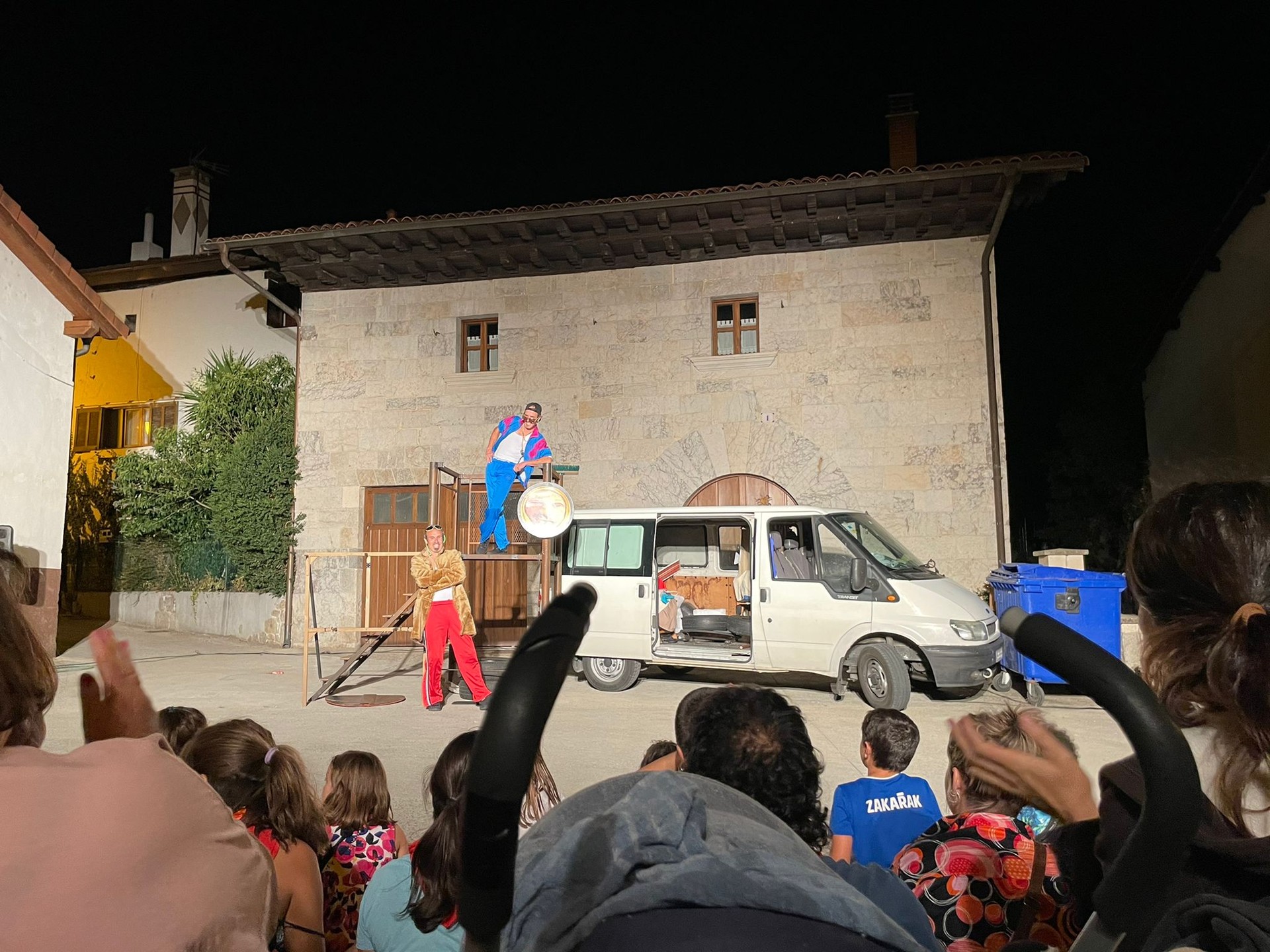 Ion Barbarinen eta Txori Garciaren lan berria Satrustegin