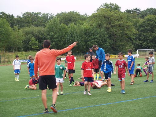 Futbol eta saskibaloi monitoreak trebatzeko ikastaroa Altsasun