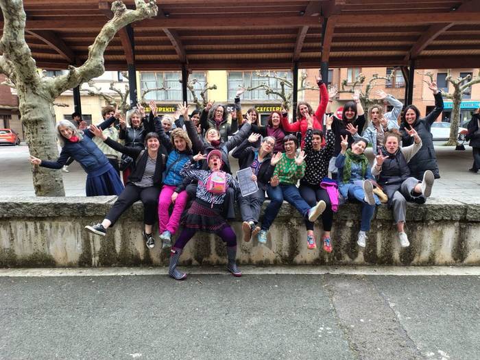 Eskaerak egin menopausian eta klimaterioan osasun arreta jasotzeko