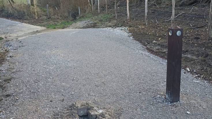 Bizikleta bide sarea ez da autoak ibiltzeko