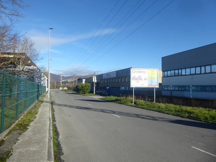Ondarria industrialdea hobetzeko lanak eman nahi ditu udalak