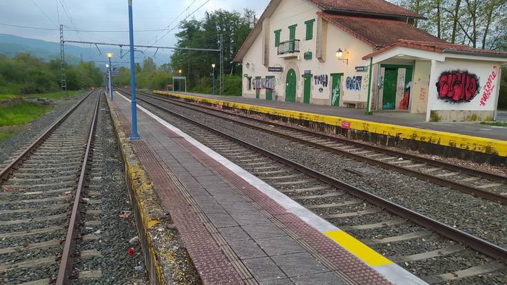 Bi graffitigile atxilotuta