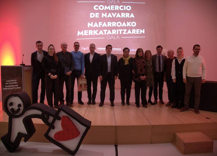 Izarak Nafarroako Gobernuaren saria jaso du