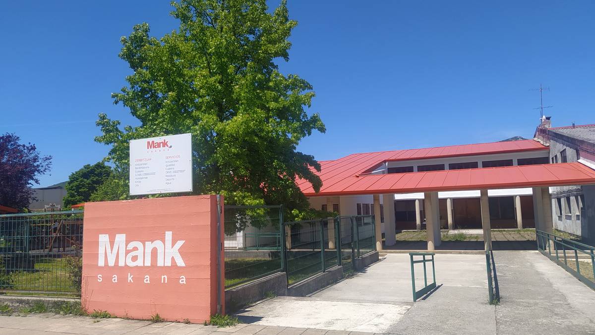 Ur kontagailuak digitalizatzeko kontratua eman nahi du Mank-ek