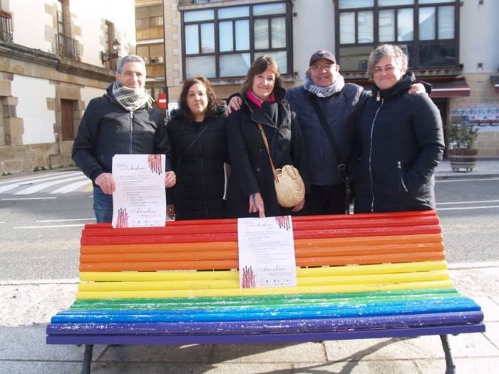 "Aldarrikatzeko asko dago giza eskubideen egunean"