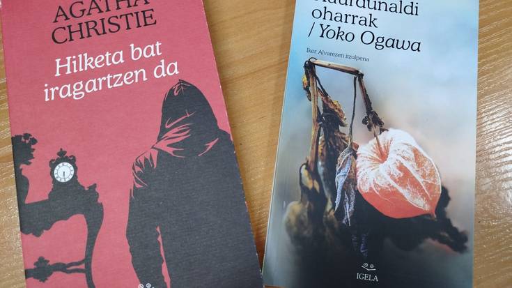 Hilketa bat iragartzen da eta Haurdunaldi oharrak liburuak