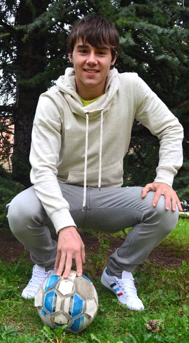 Ander Huarte Arano, 16 urte azpiko Nafarroako Selekzioko jokalari ihabartarra