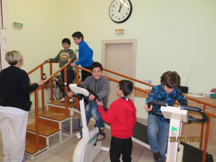 Zelandiko haurrak Josefina Arregiko aiton-amonekin harremanetan