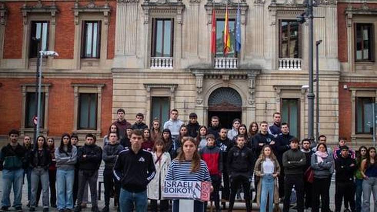 Ikasle Abertzaleak-ek grebara deitu ditu ikasleak