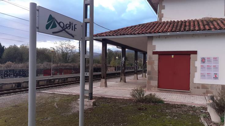 Sortuk tren sozialaren alde eta AHTren kontra egin du