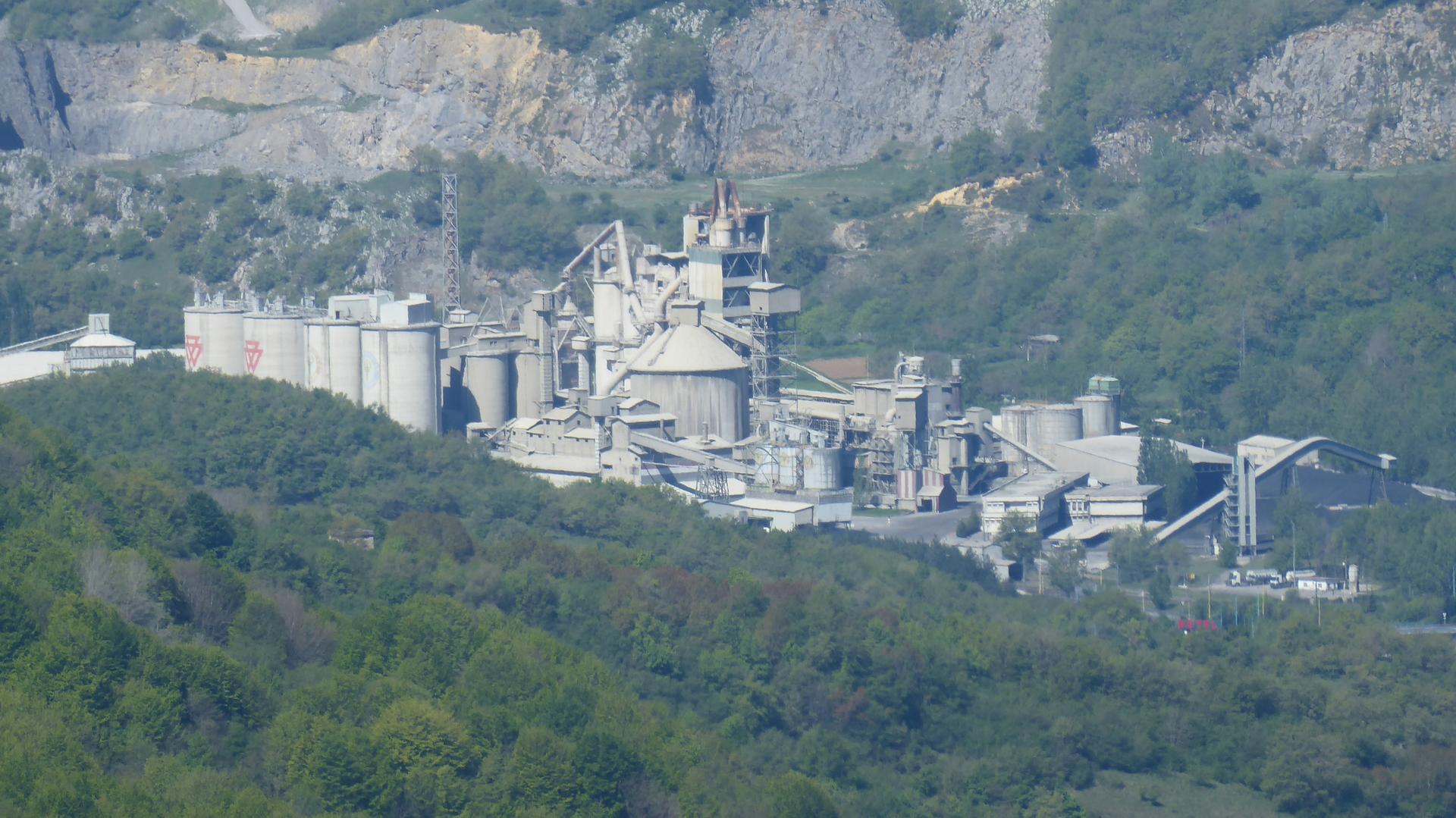 ELAk bere gehiengoa handitu du porlandegian