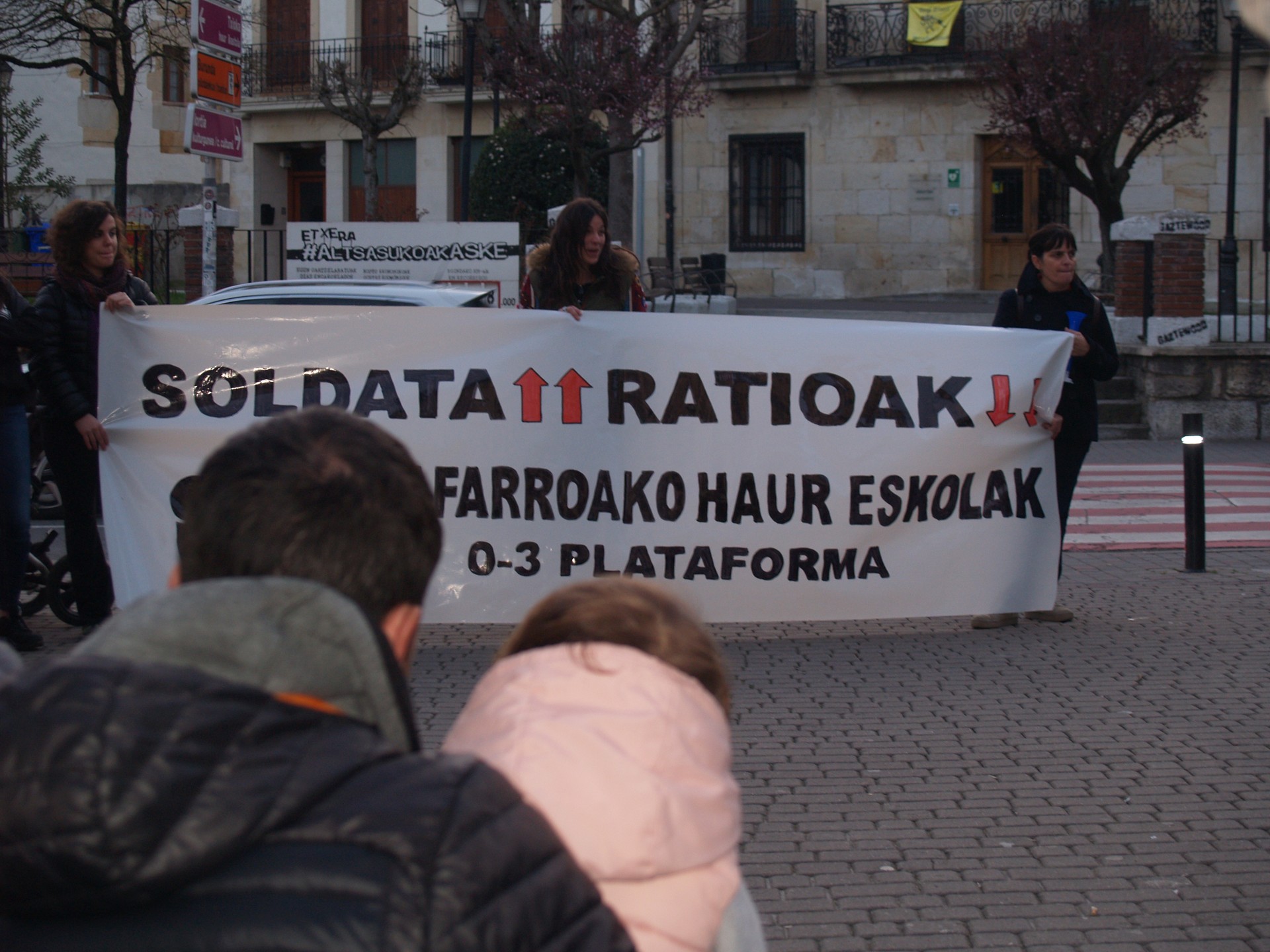 Haur eskolen protesta kalera