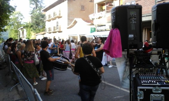 Bihar lehertuko da festa Etxarri Aranatzen