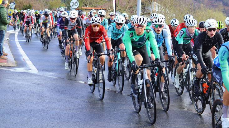 Txirrindularitza eta Areto futbola
