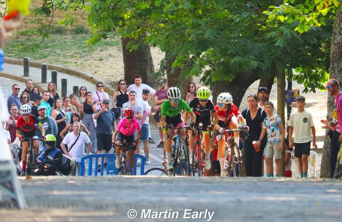 Ane Berastegi Emakumezkoen Iruñerriko podiumera igo zen