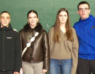 "Festa diru kontuengatik ez ospatzea, pena da"