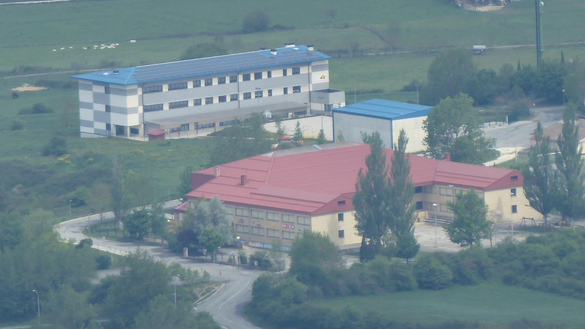 46 ikasle konfinatu dituzte