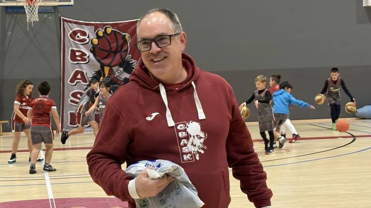 "Nesken senior taldea aurrera atera izanagatik oso harro nago"