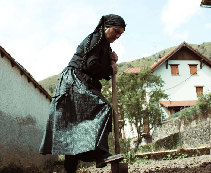 Tenpraren guarpena film dokumentalaren emanaldia