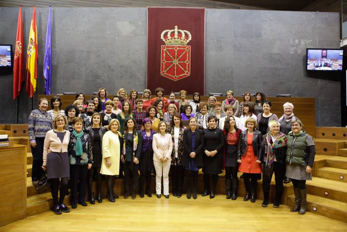 Emakumezko parlamentarioei aitortza egin die Parlamentuak