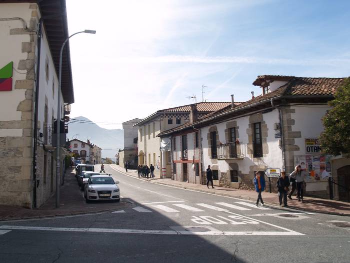 Elkarrekin herri erdigunea irudikatzeko deialdia