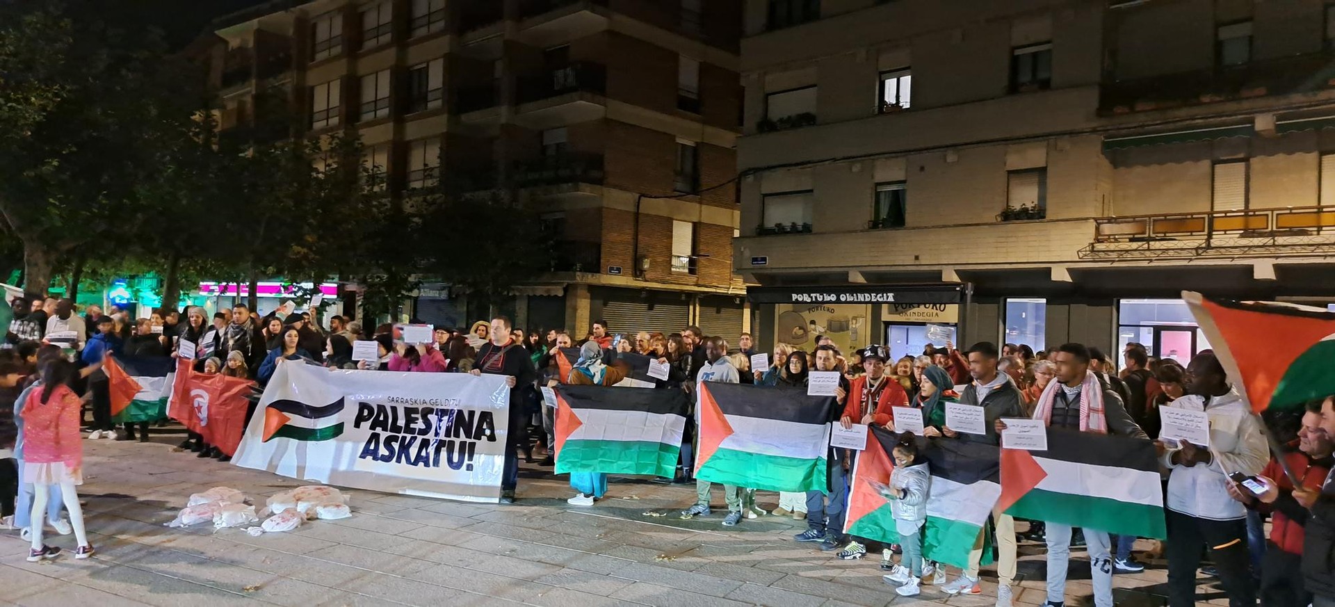 Palestinaren aldeko elkarretaratzea deitu dute