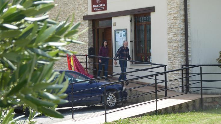 Mugikorrekin trebe izaten ikasteko