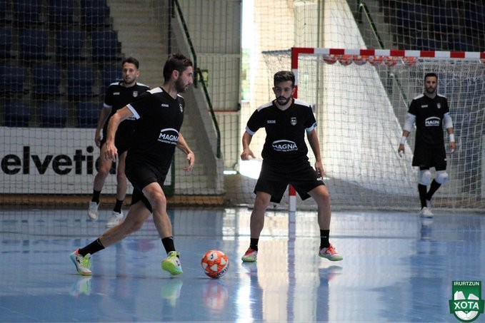Osasuna Magnak denboraldiko lehen partida jokatuko du etxean