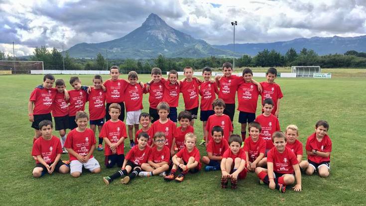 Osasuna Fundazioaren udako futbol campusa martxan