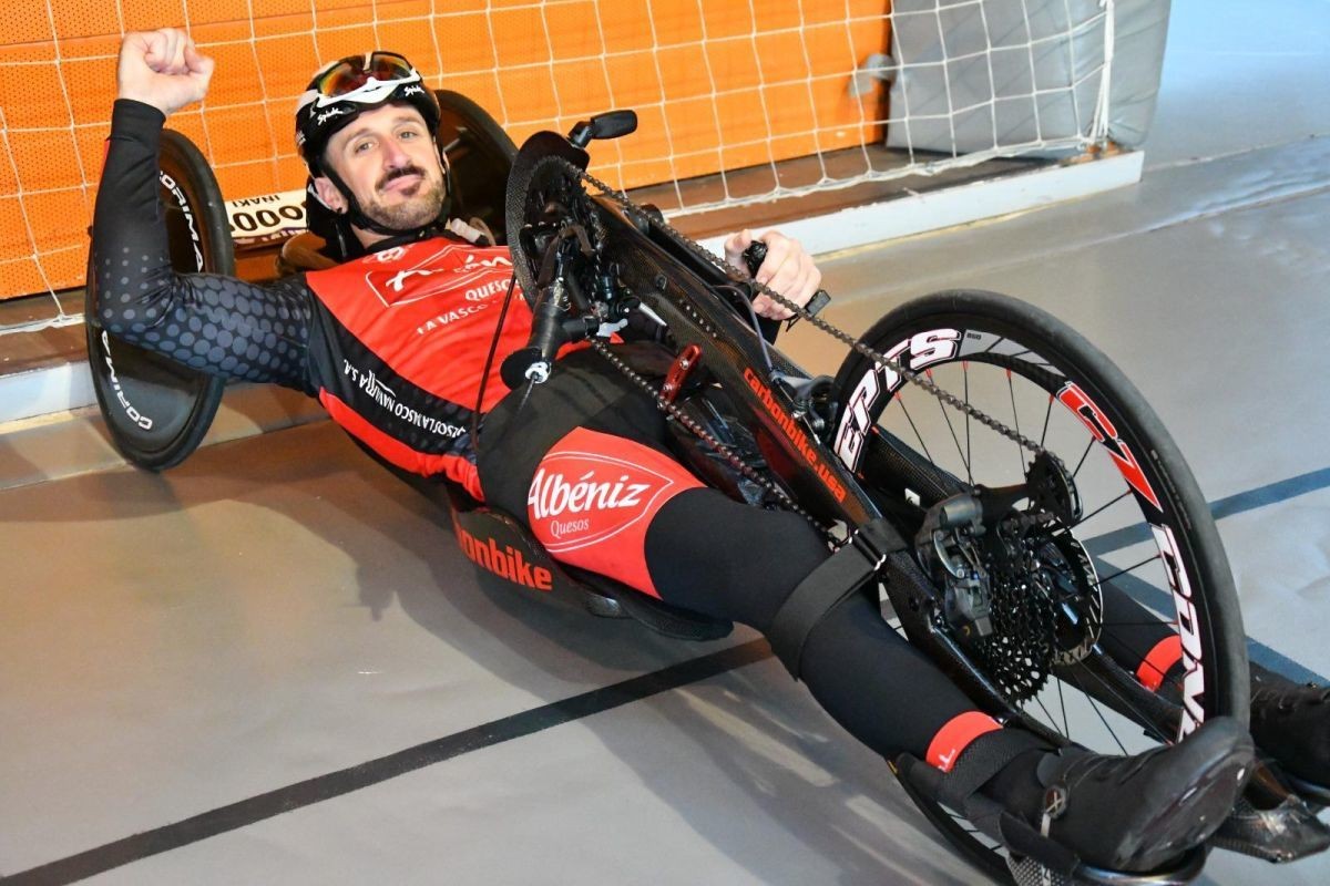 "Handbike-a probatu nuenetik nire kirola zela sentitu nuen"