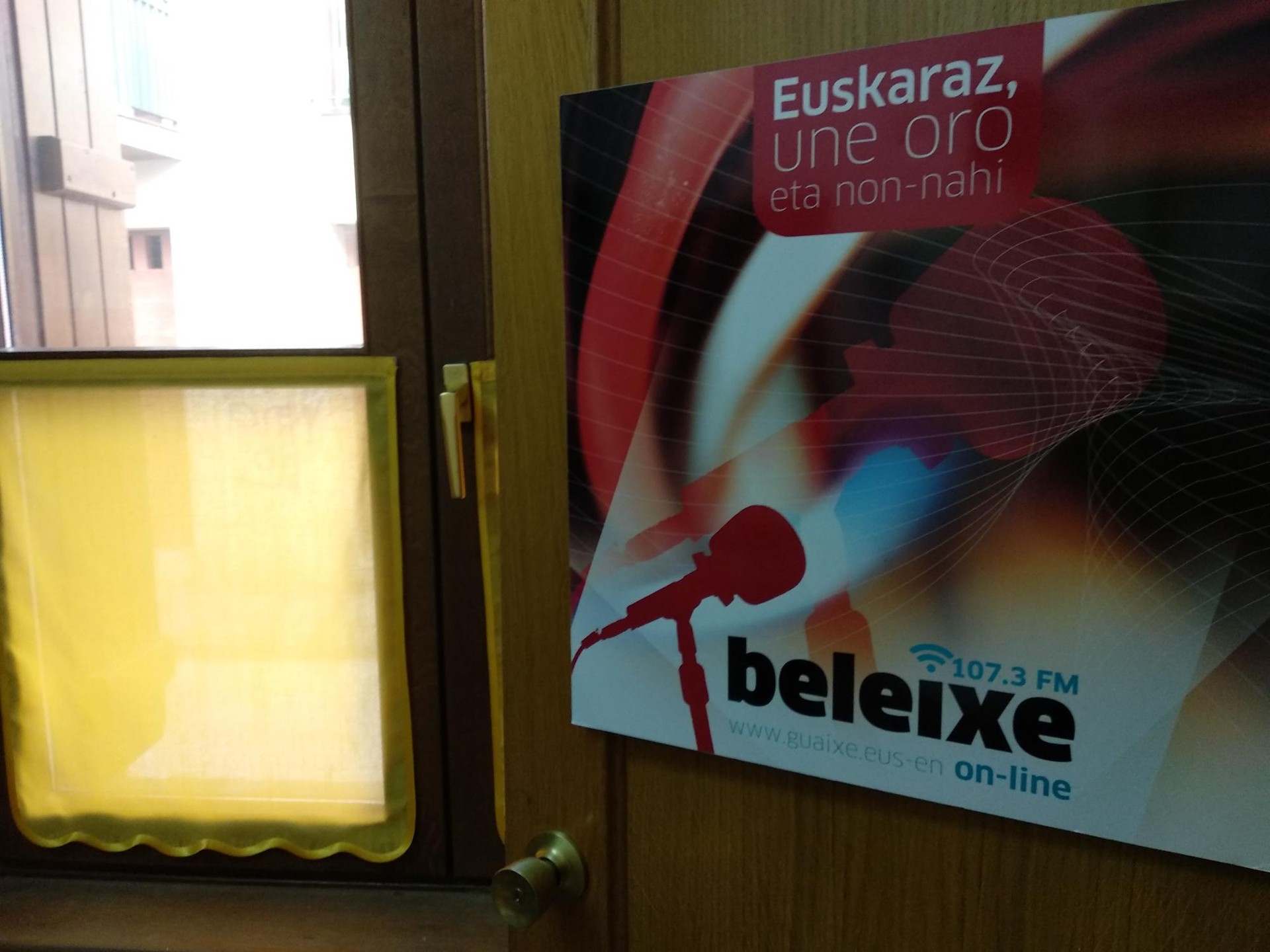 Beleixe irratia martxan berriz