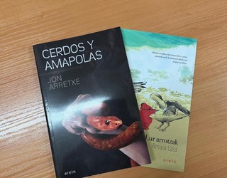 'Cerdos y amapolas' eta 'Lur arrotzak'