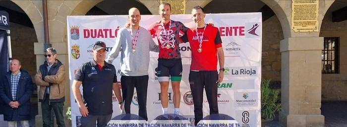 Mikel Astizek Nafarroako txapeldun dela hasi du denboraldia