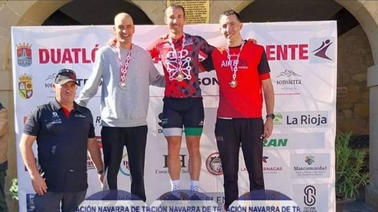 Mikel Astizek Nafarroako txapeldun dela hasi du denboraldia