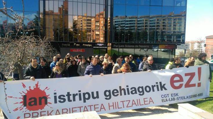 Lan istripuen aurkako elkarretaratzea deitu dute sindikatuek