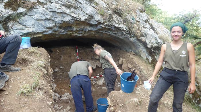 "Pazientzia eduki beharreko lana da"