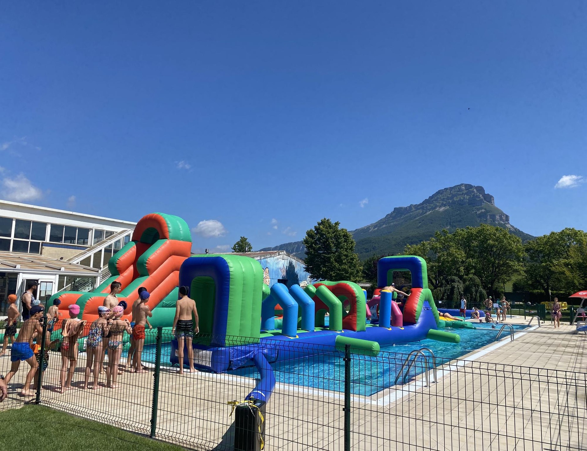Igerilekuko tabernarako langile bila
