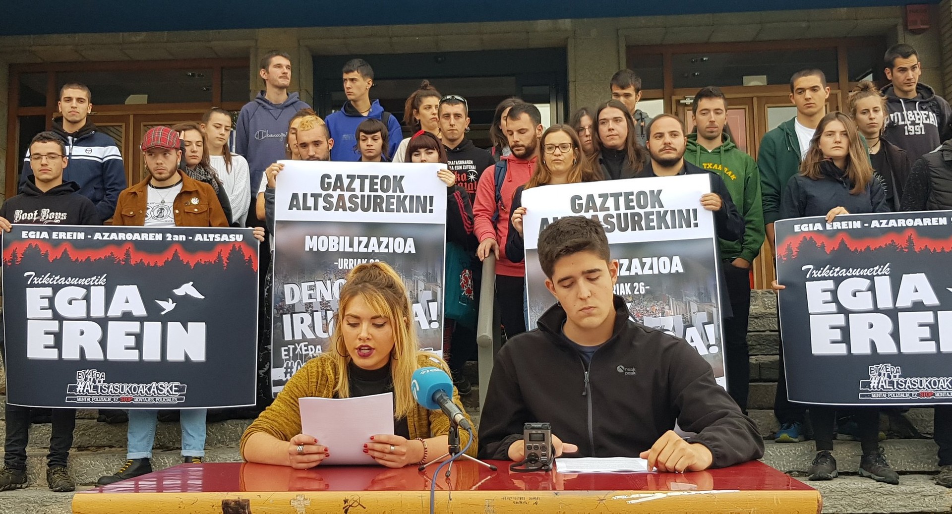 Gazte antolakundeek Altsasuko auziko mobilizazioetan parte hartzera deitu dute