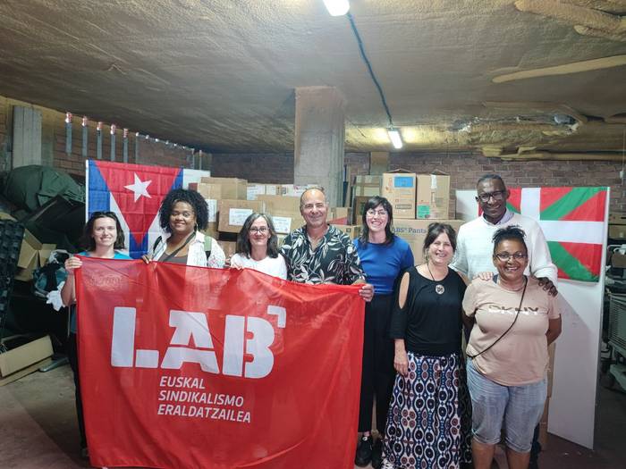 LAB Kubarako osasun materiala biltzen ari da