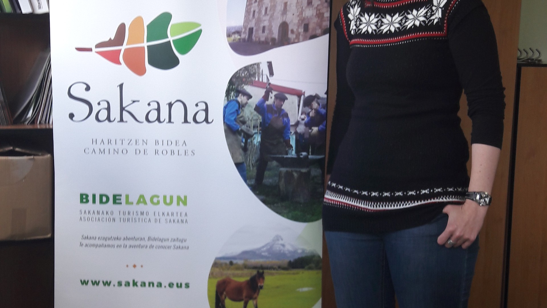 Turismo teknikaria lanean hasi da