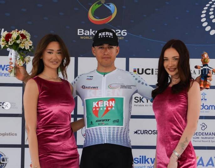 Iker Gomez, Azerbaijango podiumean