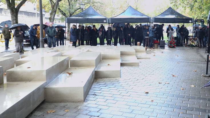 Otsaportilloko zati bat Iruñeko atxilotze guneen memorialean